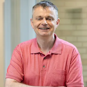 Portrait Rainer Prigge, Mitarbeiter im Einkauf der UNA-HAKRA Portrait Rainer Prigge, Mitarbeiter im Einkauf der UNA-HAKRA
