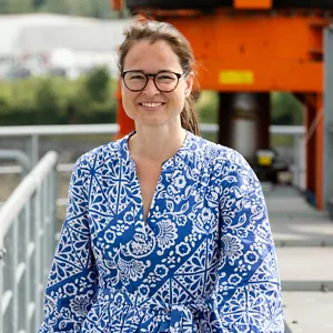 Portrait von Maren Jensen-Nissen, Mitarbeiterin für Tierernährung bei UNA-HAKRA