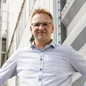 Portrait Stephan Zumsande, Mitarbeiter im Verkauf der UNA-HAKRA